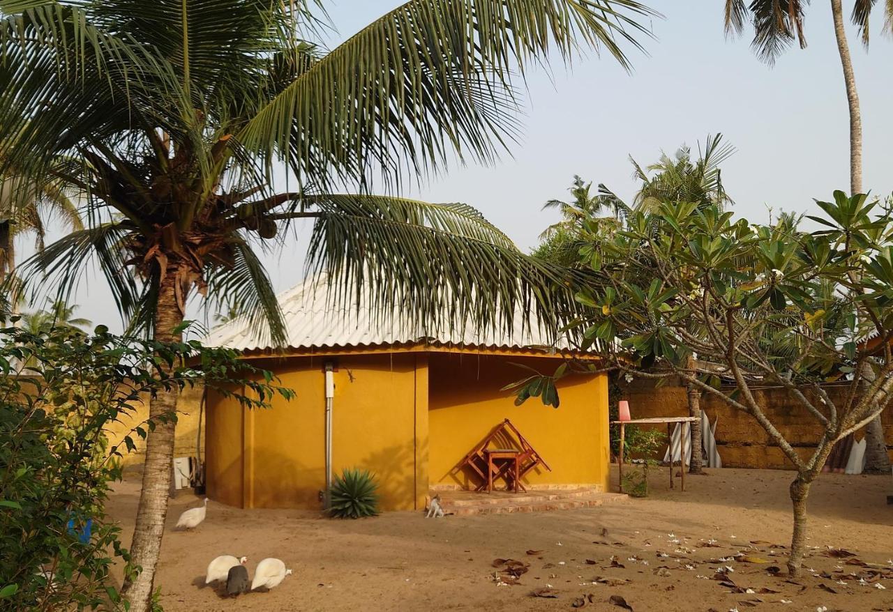 Rundbungalow Auf Lionsrest Grand-Bassam Luaran gambar